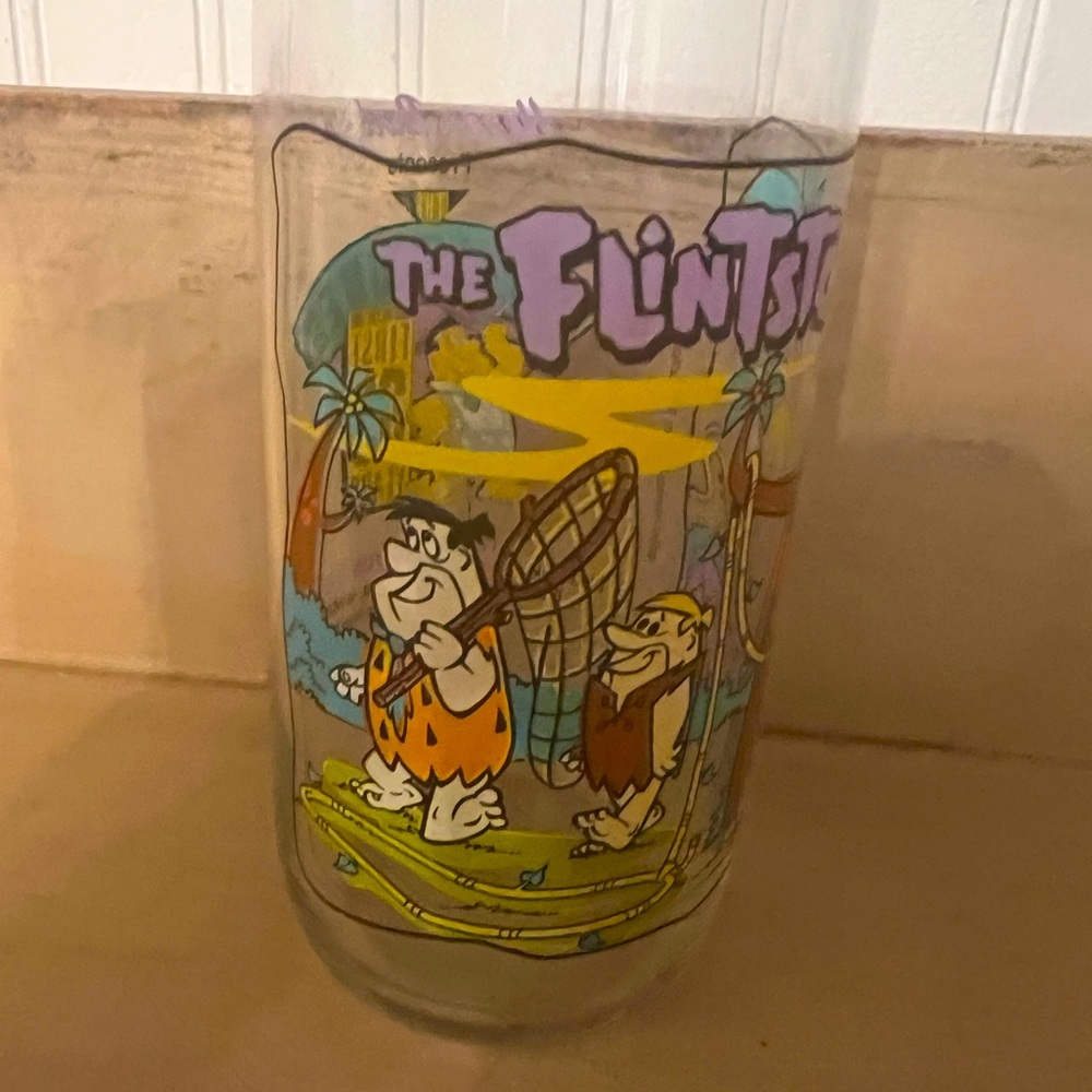 Vintage hardees flintstones drinking glass